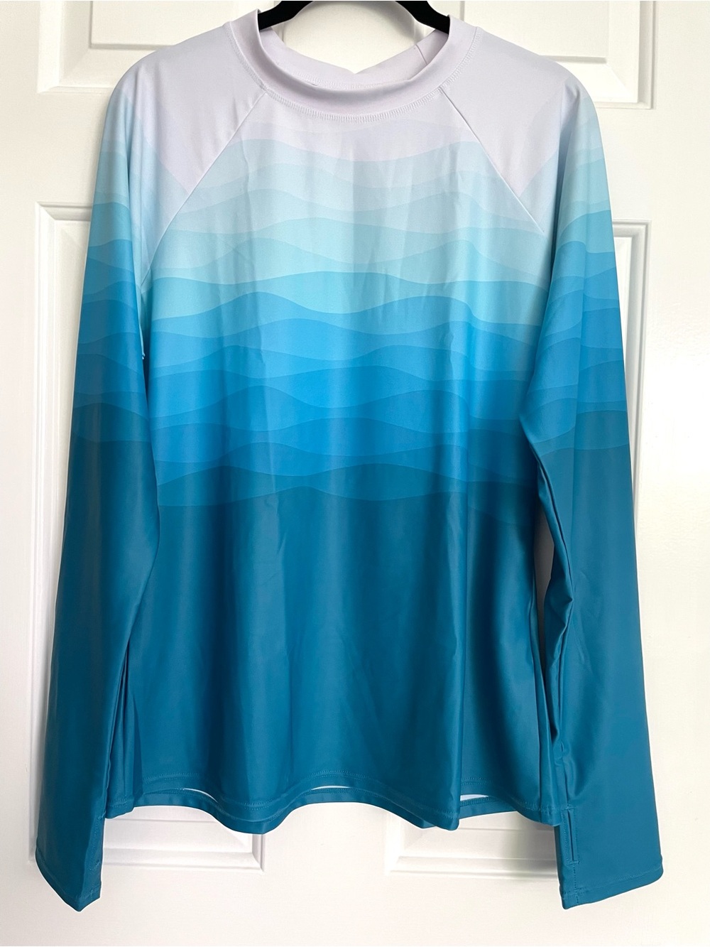Charmo/Attraco Swim Shirt LS w/Thumb Holes Dark Teal to White Gradient XL